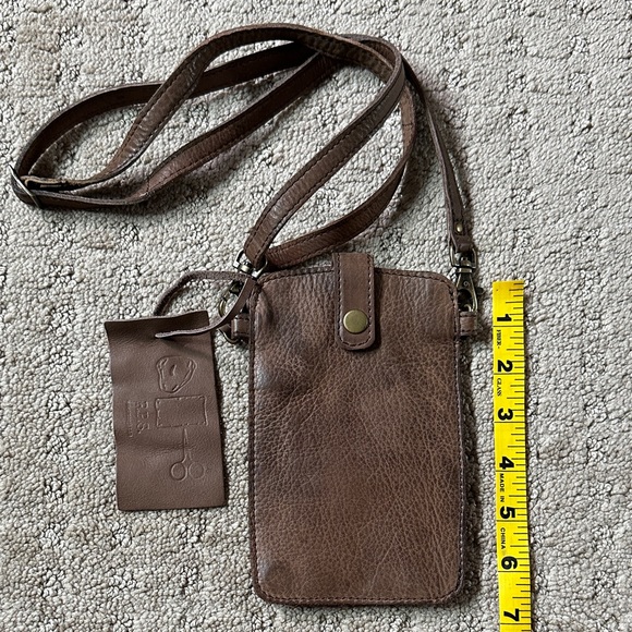 Boutique - Brown Leather Crossbody Bag